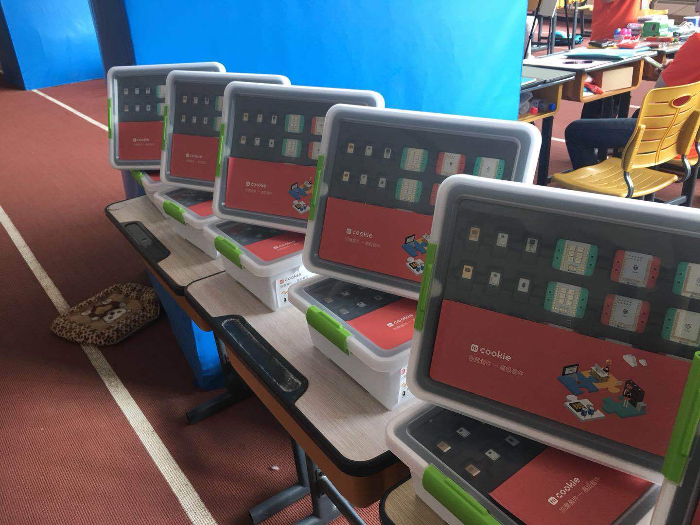 长春首届中小学创客嘉年华 (7).jpg
