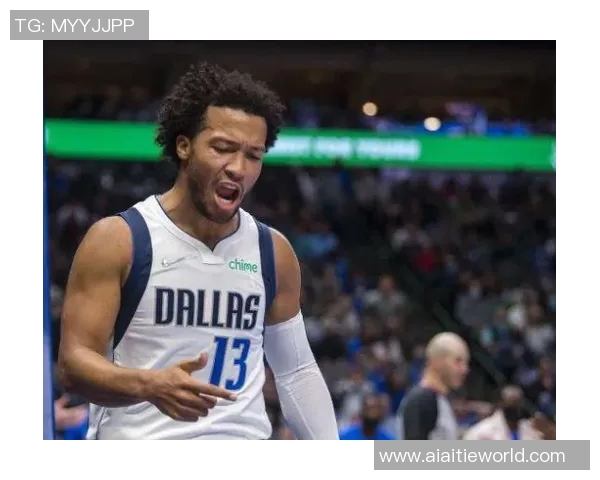 吴少聪在比赛中展现卓越防守能力成功抢断助力球队逆转局势