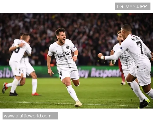 皇马官方宣布签下巴黎圣日耳曼球星，强化中场实力